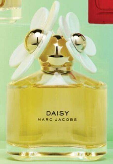 priceline marc jacobs daisy.